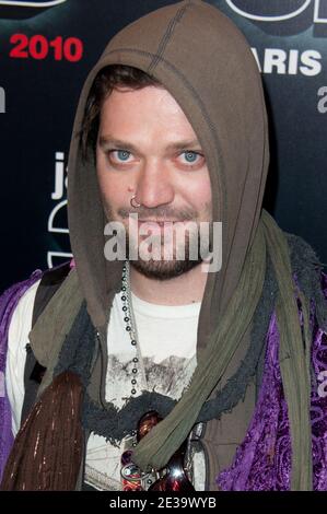 BAM Margera partecipa alla prima francese di 'Jackass 3D' che si è tenuta al teatro Gaumont Opera di Parigi, in Francia, il 27 ottobre 2010. Foto di Nicolas Genin/ABACAPRESS.COM Foto Stock