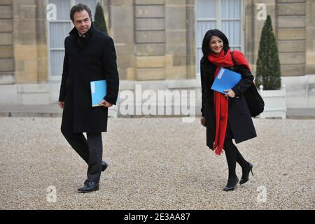 Luc Chatel, Jeannette Bougrab, presente al primo consiglio settimanale del nuovo Governo presso l'Elysee Palace di Parigi, Francia, il 17 novembre 2010. Foto di Nicolas Gouhier/ABACAPRESS.COM Foto Stock