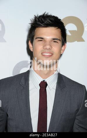 Taylor Lautner è arrivato per la GQ 2010 'Men of the Year' Party a Los Angeles, CA, USA il 17 novembre 2010. Foto di Greylock/ABACAPRESS.COM Foto Stock