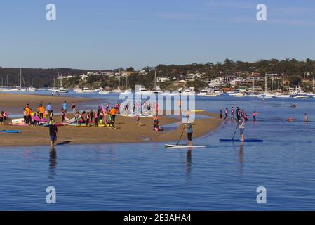 Stand up paddle boarding a Cronulla Sutherland Shire Sydney New Galles del Sud Australia Foto Stock