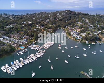 Aereo di case lungomare sul sobborgo nord spiagge di Newport Sydney Australia Foto Stock