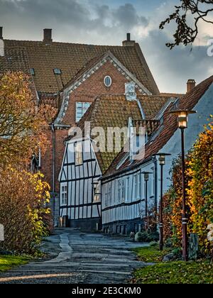 Piccole strade a Stubbekoebing Falster nella campagna danese Foto Stock