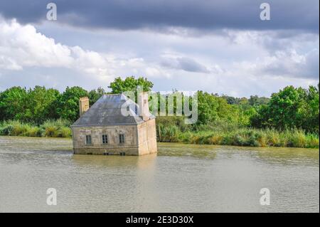 La casa in la Loira fiume da Jean-Luc Courcoult, Couëron, Loira Atlantica, Francia Foto Stock