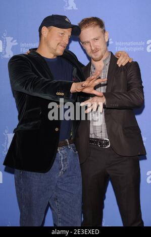 Woody Harrelson e ben Foster partecipano alla fotocellula per 'The Messenger' come parte del 5nono Festival di Berlino al Grand Hyatt Hotel il 9 febbraio 2009 a Berlino, Germania. Foto di Mehdi Taamallah/ABACAPRESS.COM Foto Stock