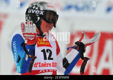 La Svizzera Lara Gut reagisce dopo la sua corsa sul gigante Slalom 1° run evento femminile che si è tenuto ai Campionati Mondiali di Sci sul corso Face de Bellevarde in Val d'Isere, Alpi francesi, Francia il 12 febbraio 2009. Foto di Nicolas Gouhier/Cameleon/ABACAPRESS.COM Foto Stock