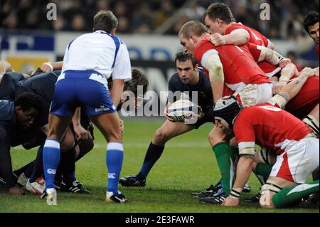 La mischia francese durante il campionato RBS Six Nations 2009 Rugby Union, Francia contro Galles al 'stade de France' di Saint-Denis, Francia il 27 febbraio 2009. La Francia ha vinto il 21-16. Foto di Henri Szwarc/Cameleon/ABACAPRESS.COM Foto Stock