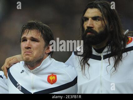 Il francese Sylvain Marconnet piange prima del RBS Six Nations Championship 2009 Rugby Union, Francia contro Galles al 'stade de France' di Saint-Denis, Francia il 27 febbraio 2009. Foto di Steeve McMay/Cameleon/ABACAPRESS.COM Foto Stock