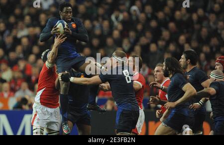 Fulgence Ouedraogo in Francia durante il campionato RBS Six Nations 2009 Rugby Union, Francia vs Galles al 'stade de France' di Saint-Denis, Francia il 27 febbraio 2009. La Francia ha vinto il 21-16. Foto di Steeve McMay/Cameleon/ABACAPRESS.COM Foto Stock