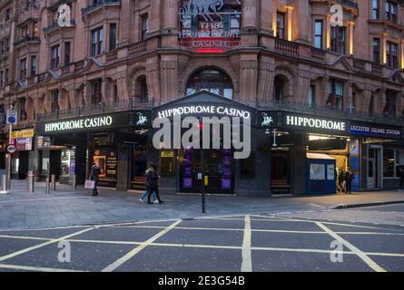 Londra, Regno Unito. 18 gennaio 2021. Una vista generale del casinò Hippodrome a Londra, Regno Unito il 18 gennaio 2021. Altri 599 morti COVID-19 e quasi 38000 casi confermati nel Regno Unito Credit: May James/ZUMA Wire/Alamy Live News Foto Stock