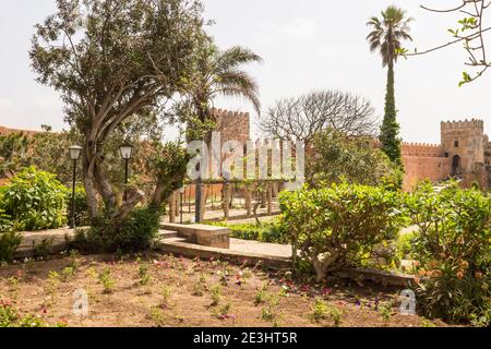 Giardino alla Kasbah del Udayas (Kasbah des Oudaias), Rabat, Marocco Foto Stock