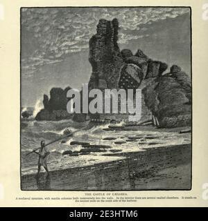 IL CASTELLO DI CESAREA. Una struttura medieval, con colonne di marmo costruite trasversalmente nelle pareti. All'interno ci sono diverse camere a volta. Sorge sull'antica mole sul lato sud del porto. Incisione in legno di 'pittoresca Palestina, Sinai ed Egitto' di Wilson, Charles William, Sir, 1836-1905; Lane-Poole, Stanley, 1854-1931 Volume 3. Pubblicato in da J. S. Virtue e Co 1883 Foto Stock
