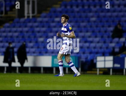 Madejski Stadium, Reading, Berkshire, Regno Unito. 19 gennaio 2021. Campionato di calcio della Lega inglese Calcio, lettura contro Coventry City; Tom Holmes di Reading Credit: Action Plus Sport/Alamy Live News Foto Stock