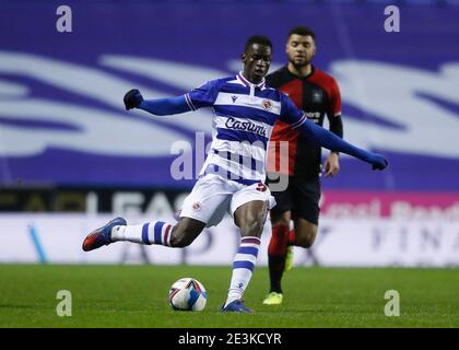 Madejski Stadium, Reading, Berkshire, Regno Unito. 19 gennaio 2021. Campionato di calcio della Lega inglese Calcio, Reading versus Coventry City; Alfa Semedo of Reading Credit: Action Plus Sport/Alamy Live News Foto Stock