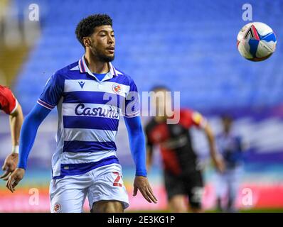 Reading, Regno Unito. 19 gennaio 2021. Josh Laurent di Reading durante la partita del campionato Sky Bet allo stadio Madejski, Reading Picture di Jeremy Landey/Focus Images/Sipa USA 19/01/2021 Credit: Sipa USA/Alamy Live News Foto Stock