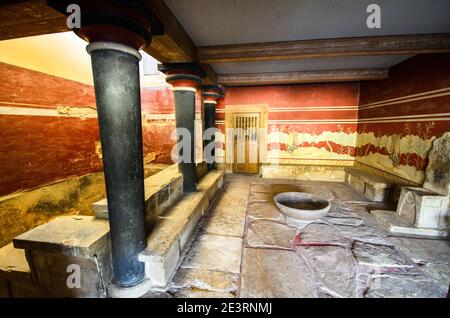 Sala del Trono a Knossos - Crete, Grecia Foto Stock