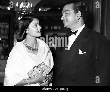 Man Singh II e Gayatri Devi. Foto Stock