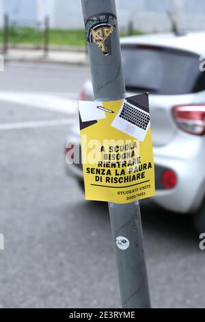 Roma, studenti in lotta contro la riapertura in presenza senza le dovute sicurezze Foto Stock