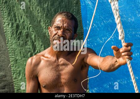 La Proa polinesiana è una barca a vela multi-scafo outrigger Foto Stock