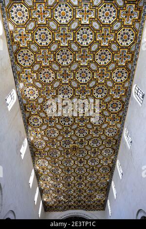 L'interno della cattedrale di Santa Maria annunciato in stile romanico 4 maggio 2018 Otranto Salento Italia Foto Stock