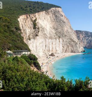 Spiaggia di Porto Katsiki, una spiaggia molto popolare nell'isola di Lefkada, Mar Ionio, Grecia, Europa Foto Stock