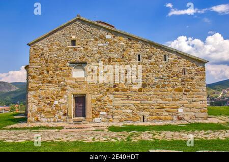 Chiesa dei Santi Apostoli Pietro e Paolo a Novi Pazar, Serbia Foto Stock