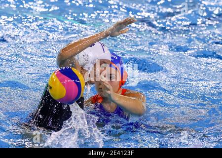 Trieste, Italia. 21 Gennaio 2021. TRIESTE, ITALIA - GENNAIO 21: Camelia, Vivian Sevenich dei Paesi Bassi durante la partita tra Francia e Paesi Bassi al Torneo di qualificazione dei Giochi Olimpici di Polo d'acqua delle Donne al Centro Acquatico Bruno Bianchi il 21 gennaio 2021 a Trieste (Foto di Marcel ter Bals/Orange Pictures/Alamy Live News) Foto Stock