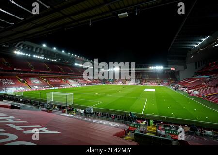 Vista generale dall'interno di uno stadio vuoto prima della partita della Premier League ad Anfield, Liverpool. Data immagine: Giovedì 21 gennaio 2021. Foto Stock