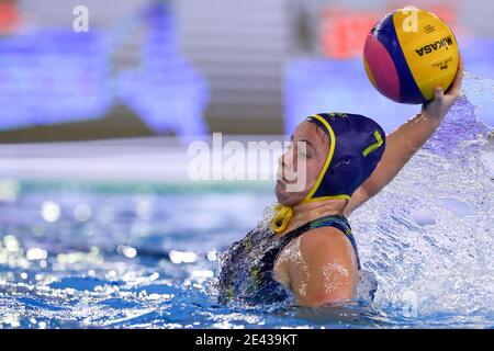 Trieste, Italia. 21 Gennaio 2021. TRIESTE, ITALIA - 21 GENNAIO: Anna Novikova del Kazakistan durante la partita tra Israele e Kazachstan al Torneo di qualificazione dei Giochi Olimpici di polo d'acqua delle Donne al Centro Acquatico Bruno Bianchi il 21 gennaio 2021 a Trieste (Foto di Marcel ter Bals/Orange Pictures/Alamy Live News) Foto Stock