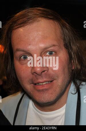 Philippe Katerine e la sua fidanzata Jeanne Balibar hanno partecipato ad una festa per onorare il direttore francese Luc Mollet al Centre Georges Pompidou di Parigi, in Francia, il 14 aprile 2009. Foto di Giancarlo Gorassini/ABACAPRESS.COM Foto Stock