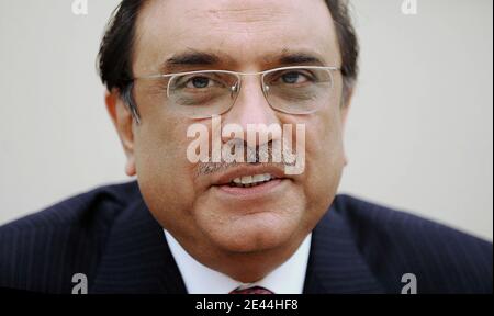 Il presidente pakistano Asif Ali Zardari partecipa a un incontro chiuso con la Camera degli Esteri AffairsÀCommittee, il 5 maggio 2009, a Washington, DC. Foto di Olivier Douliery/ABACAPRESS.COM Foto Stock