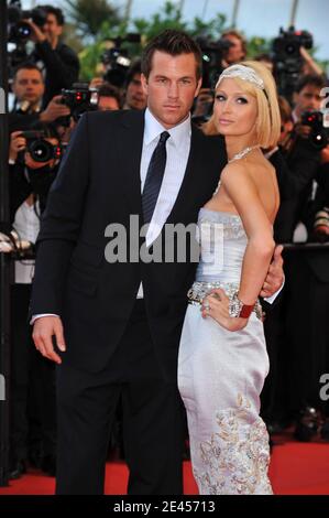 'Paris Hilton and Doug Reinhardt partecipa alla proiezione di ''Inglourious Basterds'' al 62° Festival del Cinema di Cannes. Cannes, Francia, 20 maggio 2009. Foto di Lionel Hahn/ABACAPRESS.COM (nella foto: Paris Hilton, Doug Reinhardt)' Foto Stock