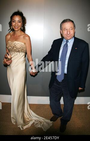 Michelle Yeoh e Jean Todt arrivano alla festa 'Madame Figaro' che si tiene al Pavillon Canal + durante il 62esimo Festival di Cannes, in Francia, il 20 maggio 2009. Foto di Guignebourg-Gorassini/ABACAPRESS.COM Foto Stock