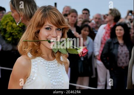 Emilie Dequenne arriva alla 23° cerimonia di chiusura del Cabourg Romantic Film Festival a Cabourg, Francia, il 13 giugno 2009. Foto di Thierry Orban/ABACAPRESS.COM Foto Stock