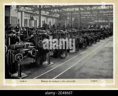 FABBRICA DI ARMI 'HOTCHKISS' - PARIGI - 1925 Foto Stock