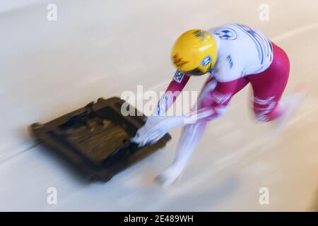 22 gennaio 2021, Baviera, Schönau am Königssee: Scheletro: Coppa del mondo, single, donne. L'atleta ceca Anna Fernstaedt si contenderà sulla pista artificiale di Königssee. Foto: Tobias Hase/dpa Foto Stock