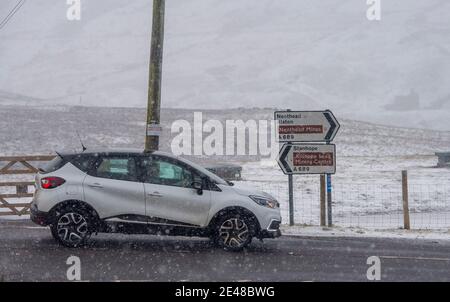 Nenthead, Cumbria UK. Domenica 27 dicembre 2020: Storm Bella ha martoriato parti del Nord Ovest e Cumbria questa mattina con forti venti e forti s Foto Stock