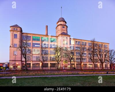 Museo d'arte, arte contemporanea, galleria di stato, arte moderna, filatura di cotone e mulino di tessitura, filatoio, mulino di tessitura, industria tessile, monumento industriale, architettura industriale, inizio del 20 ° secolo Foto Stock