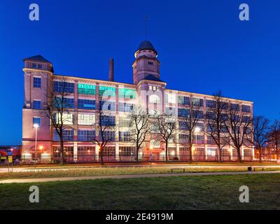 Museo d'arte, arte contemporanea, galleria di stato, arte moderna, filatura di cotone e mulino di tessitura, filatoio, mulino di tessitura, industria tessile, monumento industriale, architettura industriale, inizio del 20 ° secolo Foto Stock