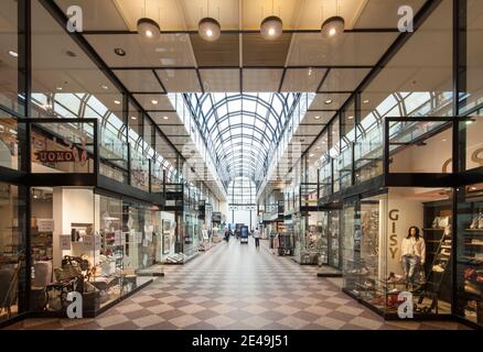 Maria-Luise-Galerie, centro commerciale, Hannover Foto Stock