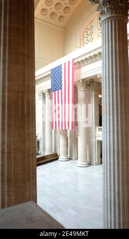 Union Station, Chicago, Ill, è un terminal ferroviario interurbano collegato a tutte le principali città degli Stati Uniti, come New York, Laos Angeles, New Orleans, ecc. costruito con pietra calcarea dell'Indiana dall'architetto Daniel Burnham in stile neoclassico. Foto Stock