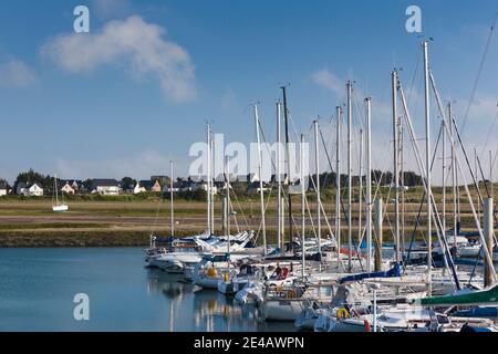 Barche a un porto, Barneville-Carteret, Manica, Normandia, Francia Foto Stock