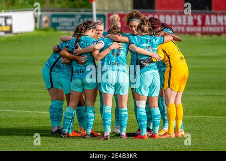 Lewes, Regno Unito. 24 gennaio 2021. Liverpool Huddle in testa alla partita del Campionato Femminile tra Lewes e Liverpool alla Dripping Pan di Lewes. Credit: SPP Sport Press Photo. /Alamy Live News Foto Stock