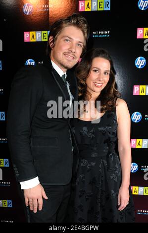 Taylor Hanson e sua moglie Natalie partecipano al PAPER Magazine & HP 25th Anniversary Gala alla New York Public Library l'8 settembre 2009 a New York City. Foto di Mehdi Taamallah/ABACAPRESS.COM Foto Stock