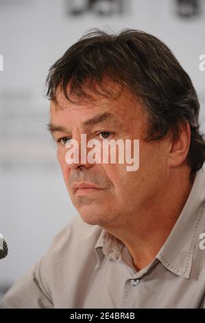 'Neil Jordan partecipa al Photo Call di ''Ondine'' al 34esimo Festival Internazionale del Cinema di Toronto, in Canada, il 15 settembre 2009. Foto di Lionel Hahn/ABACAPRESS.COM (nella foto: Neil Jordan)' Foto Stock