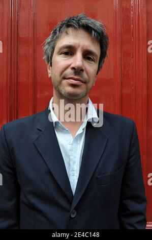 Lo scrittore francese Eric Vuillard pone a Parigi, in Francia, il 19 settembre 2009. Foto di Tiger/ABACAPRESS.COM Foto Stock