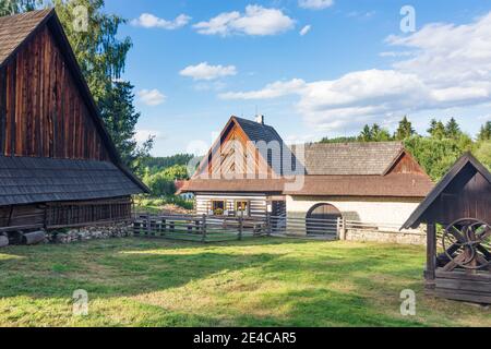 Hlinsko v Cechach, museo all'aperto di Vysocina, casa colonica degli altipiani Boemia-Moravi a Pardubicky, regione di Pardubice, regione di Pardubitzer, ceco Foto Stock