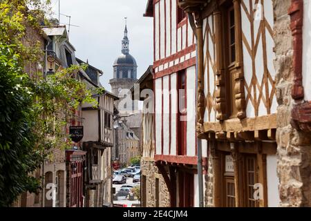 Il campanile di Lamballe nel dipartimento di Cotes d'Armor, Bretagna, Francia. Foto Stock