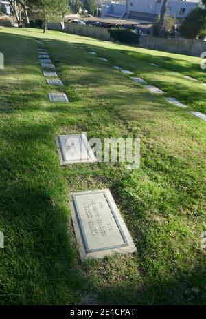 Glendale, California, USA 18 gennaio 2021 UNA visione generale dell'atmosfera dell'attrice Olive Borden's grave al Forest Lawn Memorial Park il 18 gennaio 2021 a Glendale, California, USA. Foto di Barry King/Alamy Stock foto Foto Stock