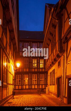 Alley Hell, città vecchia, Quedlinburg, Harz, Sassonia-Anhalt, Germania, Europa Foto Stock