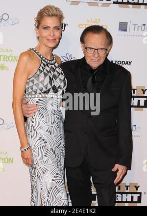 **FILE FOTO** Larry King è morto a 87. PHOENIX, AZ - 9 APRILE: Shawn King e Larry King al Muhammad Ali's Celebrity Fight Night XXII al JW Marriott Desert Ridge Resort & Spa il 9 aprile 2016 a Phoenix, Arizona. SKPG/MediaPunch Foto Stock